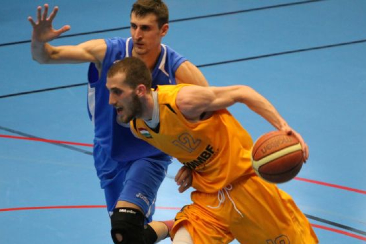 NYERŐ SZÉRIÁBAN A VÁSÁRHELY