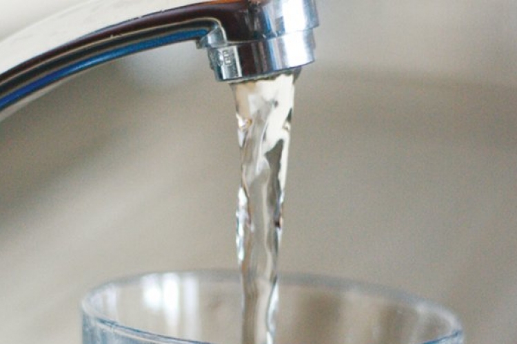 Tömeges megbetegedés miatt vízhasználati korlátozást rendeltek el Domoszlón és Kisnánán