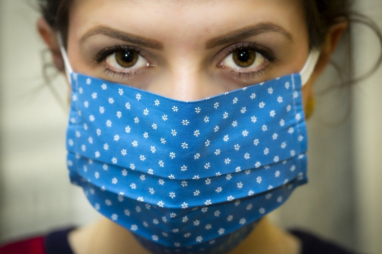 Továbbra is napi húsz felett a koronavírus halálos áldozatainak száma Olaszországban