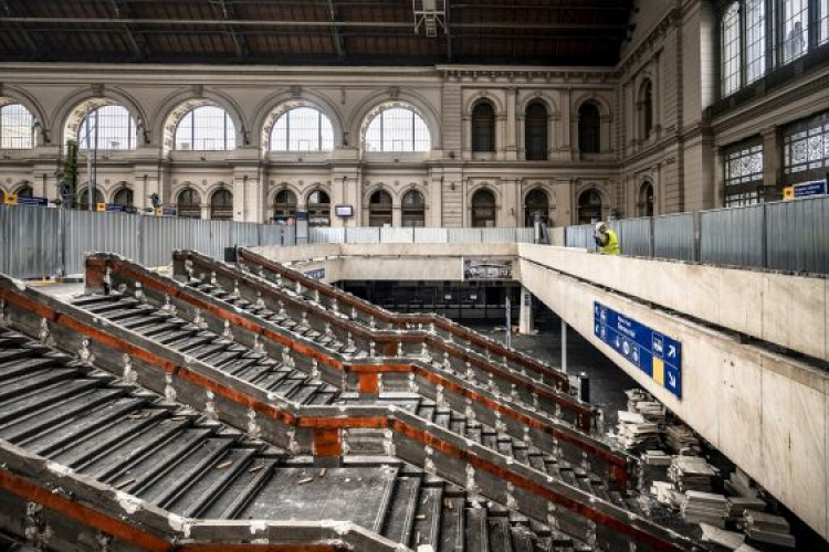 Kezdődik az akadálymentes új utascentrum építése a Keleti pályaudvaron