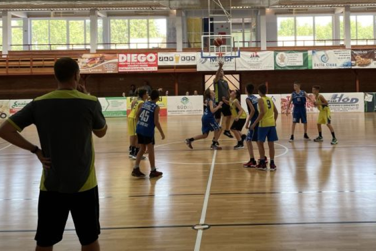 Véget ért a közös kosaras edzőtábor Vásárhelyen