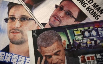 Snowden még nem utazott el Moszkvából