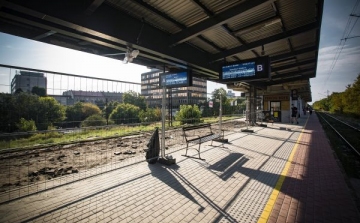 Újabb vasútállomásokon indulnak a felújítási munkálatok