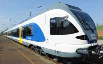 A MÁV-START tartja karban az új FLIRT motorvonatokat