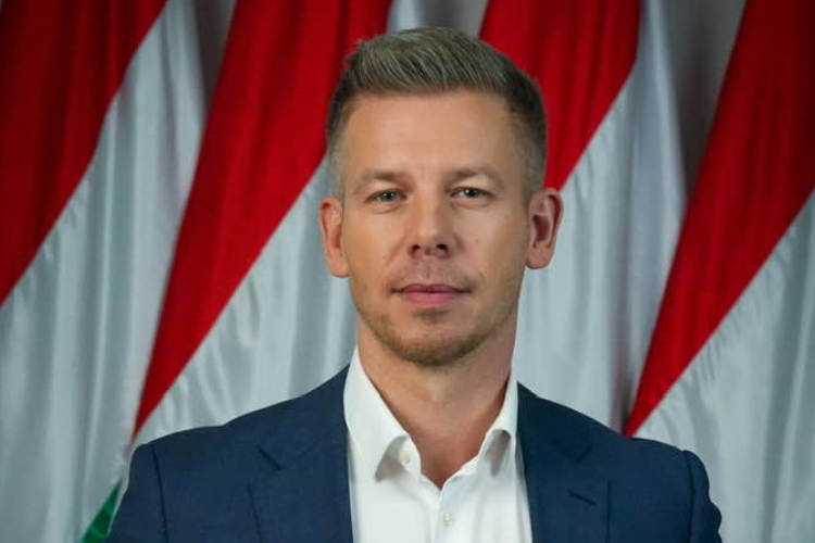 Magyar Péter: a közmédia vezérigazgatóinak azonnal távozniuk kell