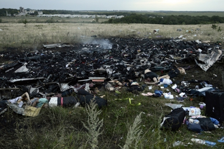 Harmincmillió dolláros nyomravezetői jutalmat ajánlottak fel a lelőtt maláj gép ügyében