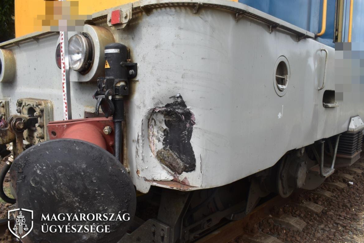 A balesetet okozó mozdonyvezetőkkel szemben emelte vádat a Veszprém Megyei Főügyészség