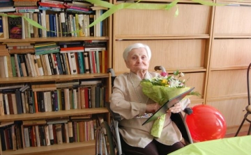Fótos Józsefné Juci nénit felköszöntötték 90. születésnapján 