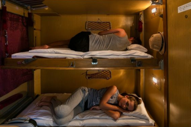 A hétvégi óraátállítás néhány éjszakai belföldi és nemzetközi vonatot érint