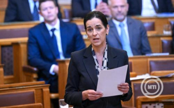Ceuta - Orbán Anita: Magyar Péter is aláírta a spanyol miniszterelnök migrációs politikáját bíráló levelet