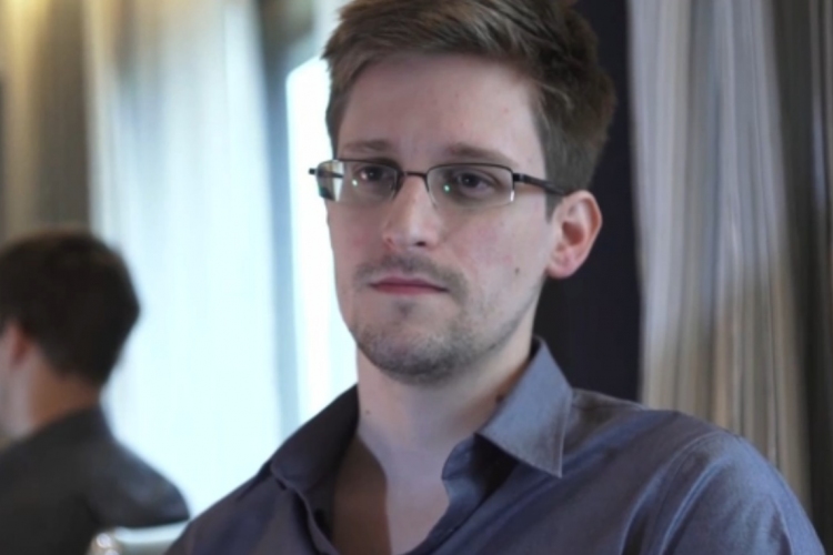 Titkos adatgyűjtés - Edward Snowdent választotta az év emberének egy osztrák hírmagazin