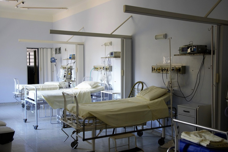 Több mint hatezer embert 