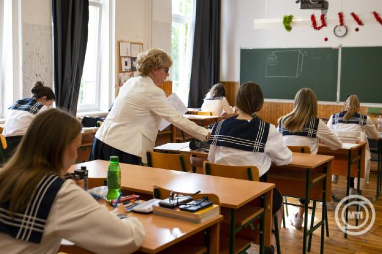 Az érettségit és szakmát is adó technikumokat választotta 2025-ben a legtöbb diák