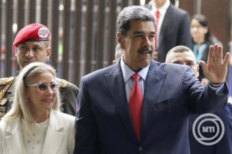 Egy brooklyni börtönben tartják őrizetben Nicolás Maduro venezuelai elnököt és feleségét