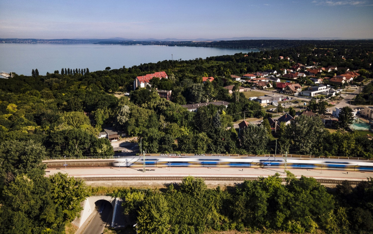 Egyre több utas választja úticéljául a Balatont