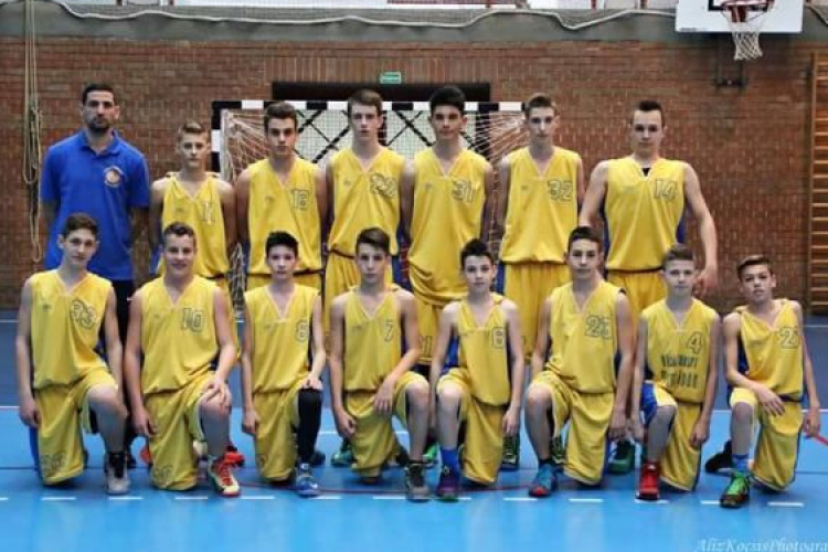 Kosaras hétvége a Hódtói Sportcsarnokban