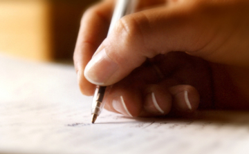 Közjegyző: a lakásbérleti szerződést írásba kell foglalni!