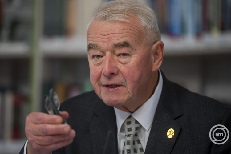 A védekezési intézkedések betartása megállíthatja a ragadós száj- és körömfájás terjedését a szakemberek szerint